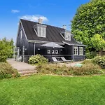 Gullan - 75m From The Sea By Interhome Ferienhaus