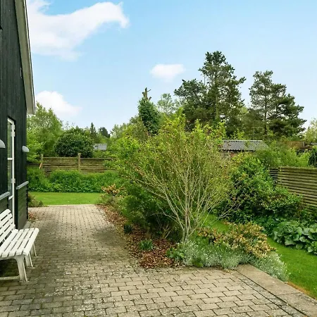 Casa de Férias Gullan - 75m From The Sea In Funen By Interhome *