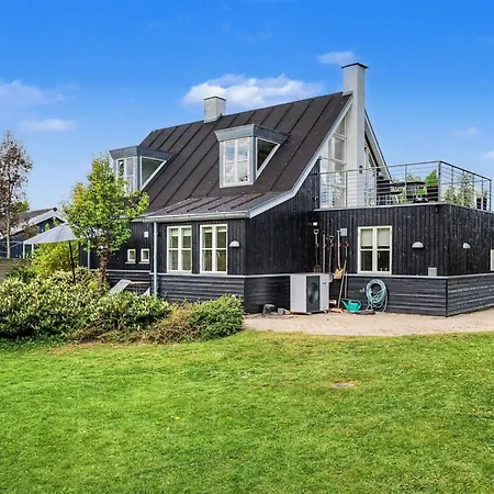 Prázdninový dům Gullan - 75m From The Sea By Interhome